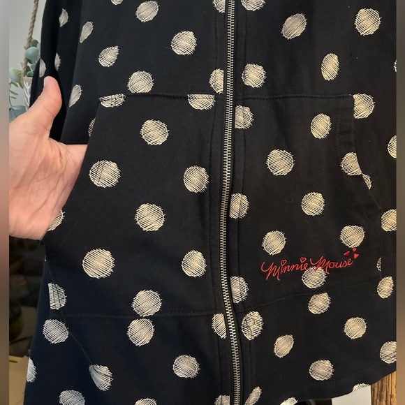 Disney Parks Minnie Mouse Poncho Size M/L EUC - Picture 7 of 8
